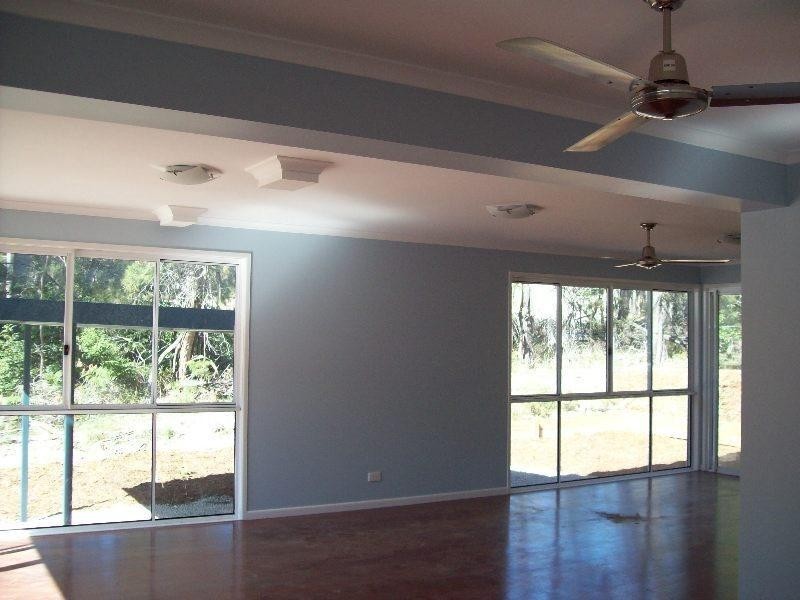 10 Oomool Street, Macleay Island QLD 4184