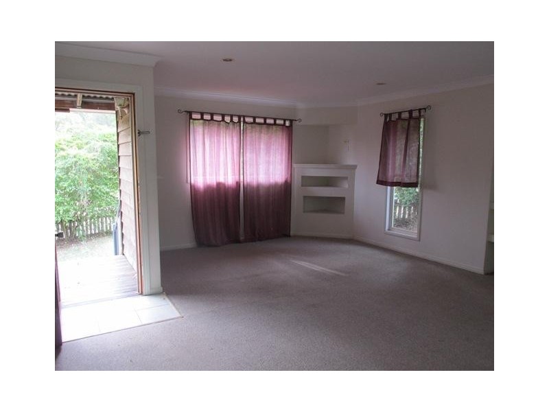 10 Scotts Road, Macleay Island QLD 4184