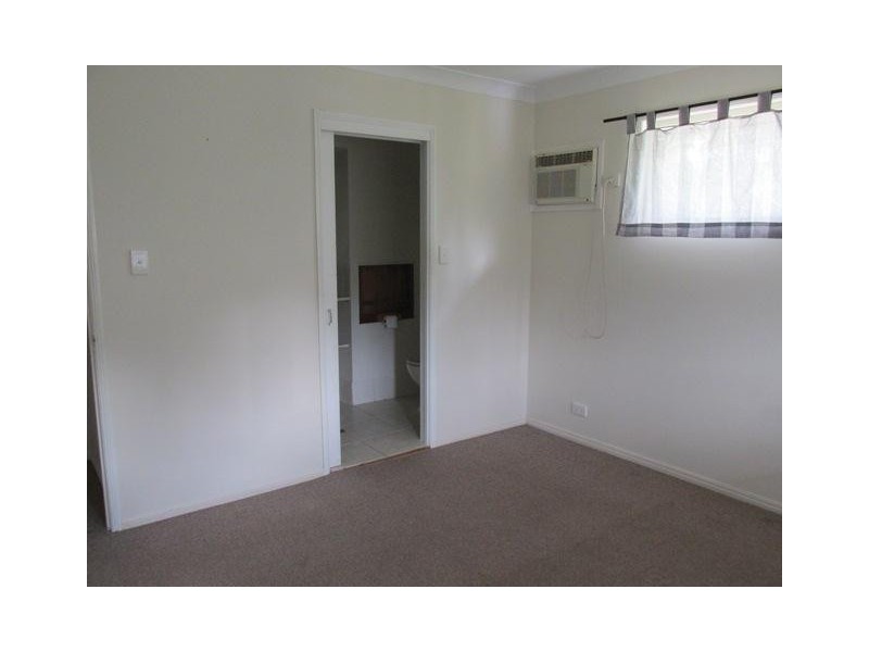 10 Scotts Road, Macleay Island QLD 4184