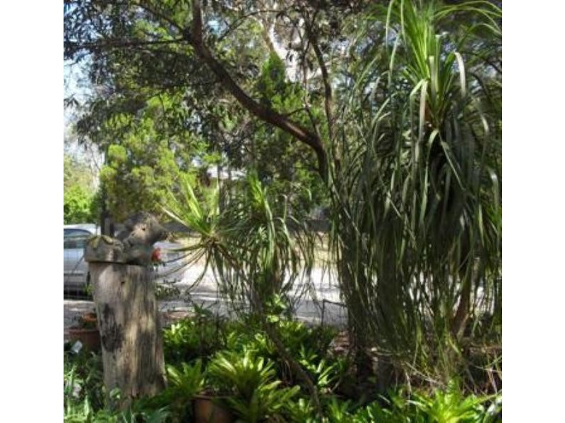 2 Parakeet Street, Macleay Island QLD 4184