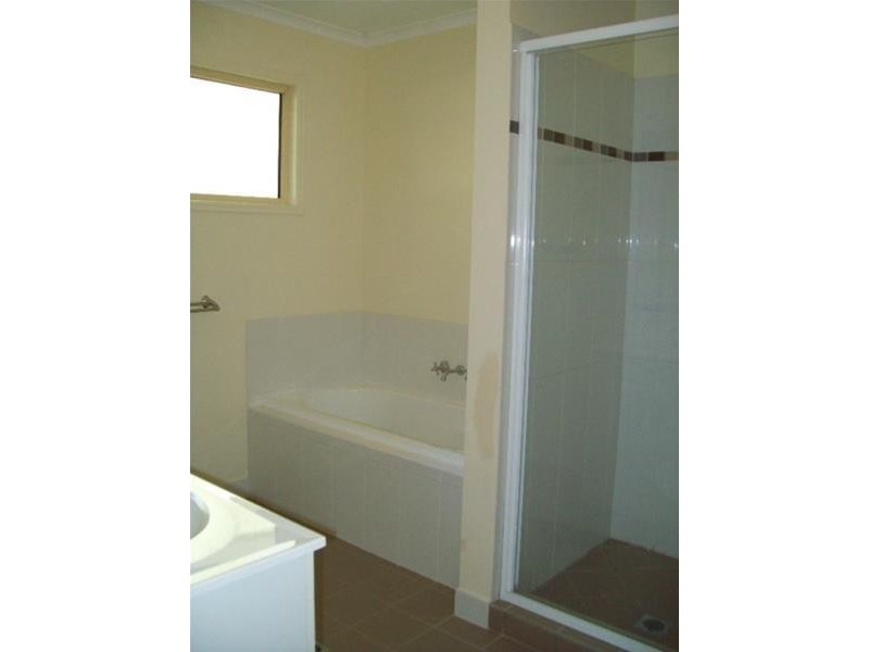 5 Piccaninny Street, Macleay Island QLD 4184