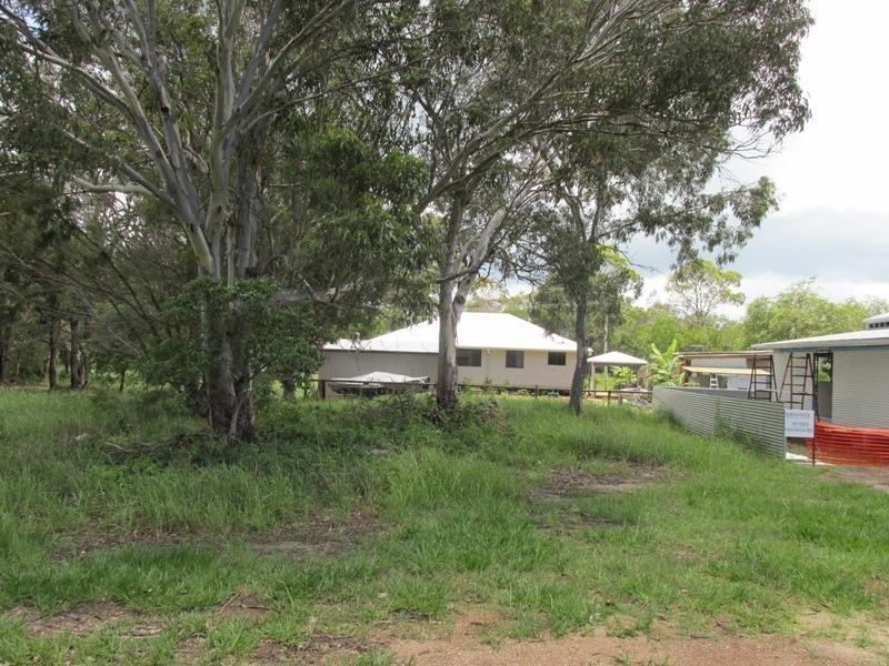 71 Scotts Road, Macleay Island QLD 4184