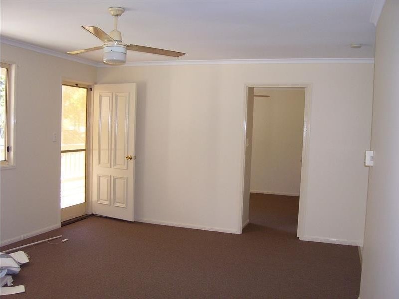 16 Brolga Street, Macleay Island QLD 4184