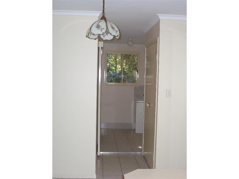 16 Brolga Street, Macleay Island QLD 4184