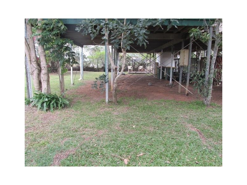 68 Scotts Road, Macleay Island QLD 4184