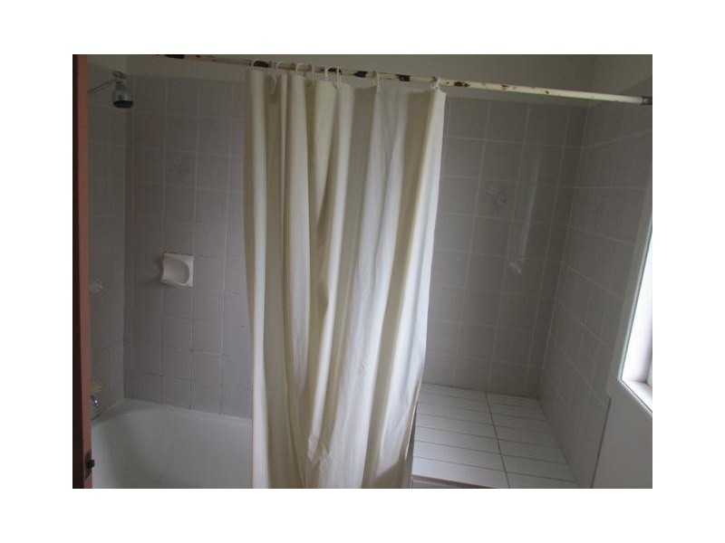 68 Scotts Road, Macleay Island QLD 4184