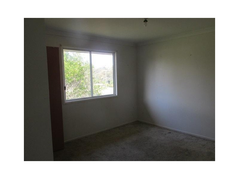 68 Scotts Road, Macleay Island QLD 4184