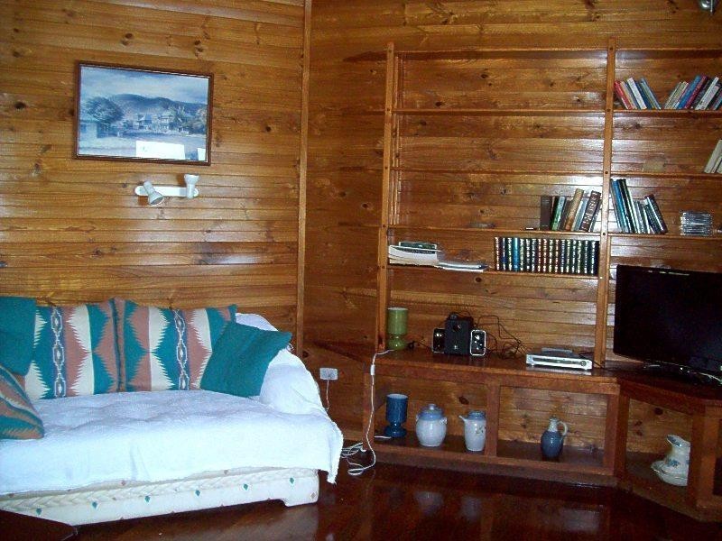 21 Coondooroopa Drive, Macleay Island QLD 4184