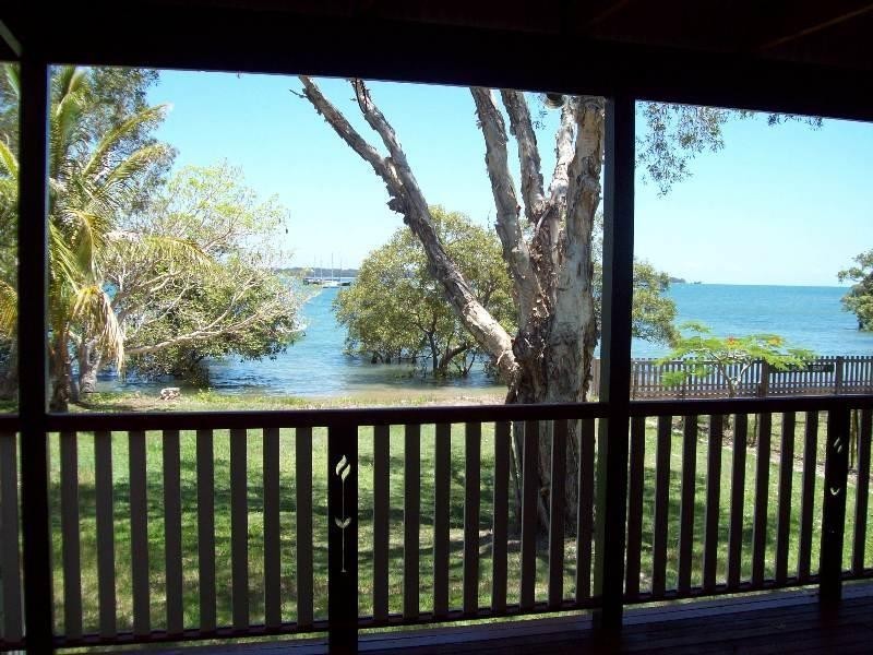 21 Coondooroopa Drive, Macleay Island QLD 4184