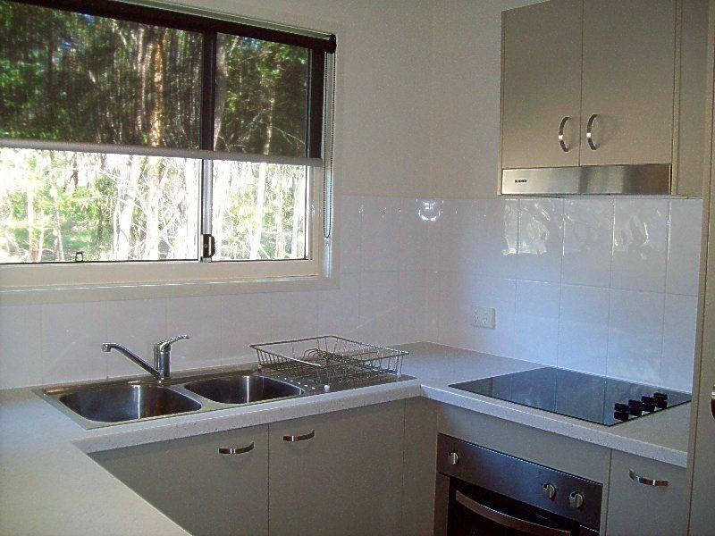 92 Kate Street, Macleay Island QLD 4184