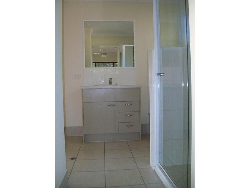 92 Kate Street, Macleay Island QLD 4184