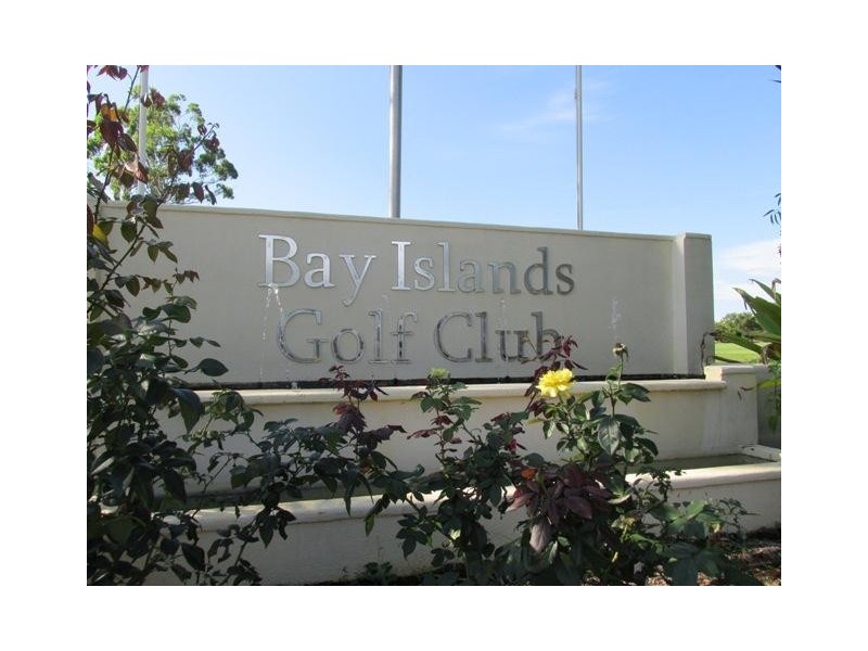 8 Timothy Street, Macleay Island QLD 4184