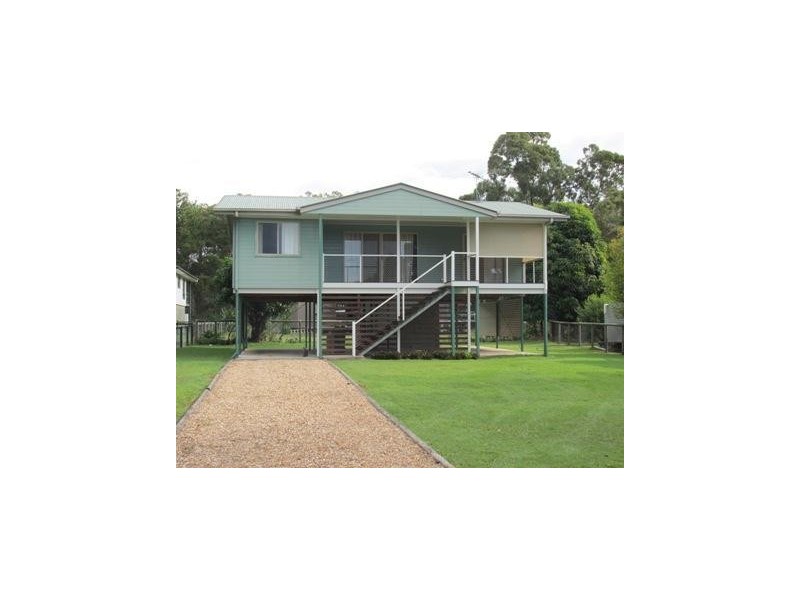 177 High Central Road, Macleay Island QLD 4184