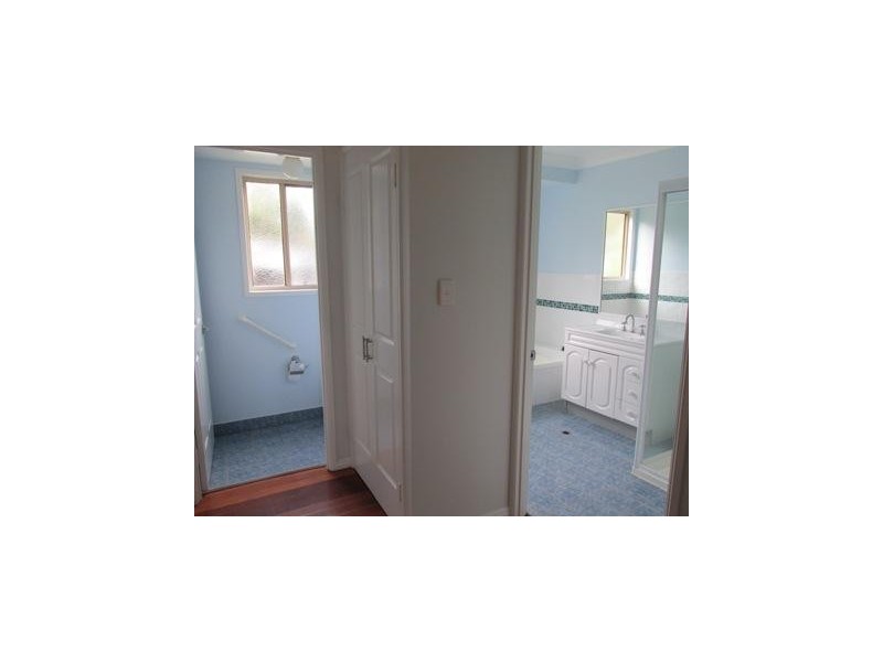 177 High Central Road, Macleay Island QLD 4184