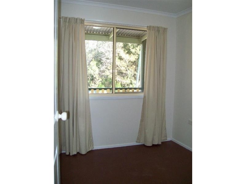 3 Aruma Street, Macleay Island QLD 4184