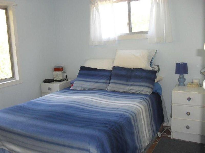 2 Quail Place, Macleay Island QLD 4184