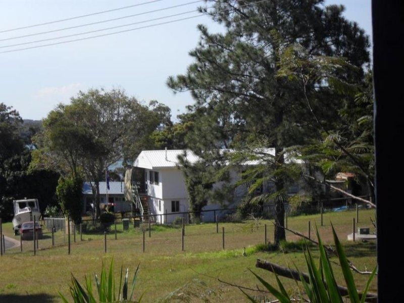 2 Quail Place, Macleay Island QLD 4184