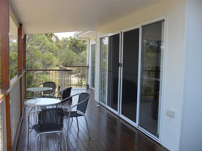 50 Eastbourne Terrace, Macleay Island QLD 4184