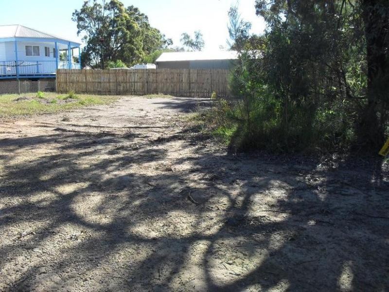 2 Percival Street, Macleay Island QLD 4184