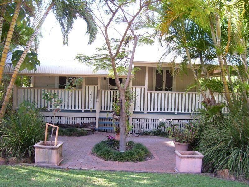 10 Alkira Street, Macleay Island QLD 4184