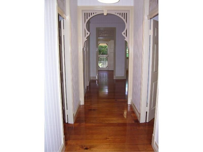 10 Alkira Street, Macleay Island QLD 4184