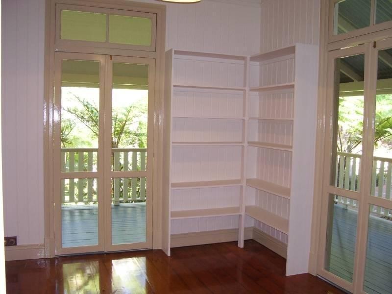 10 Alkira Street, Macleay Island QLD 4184