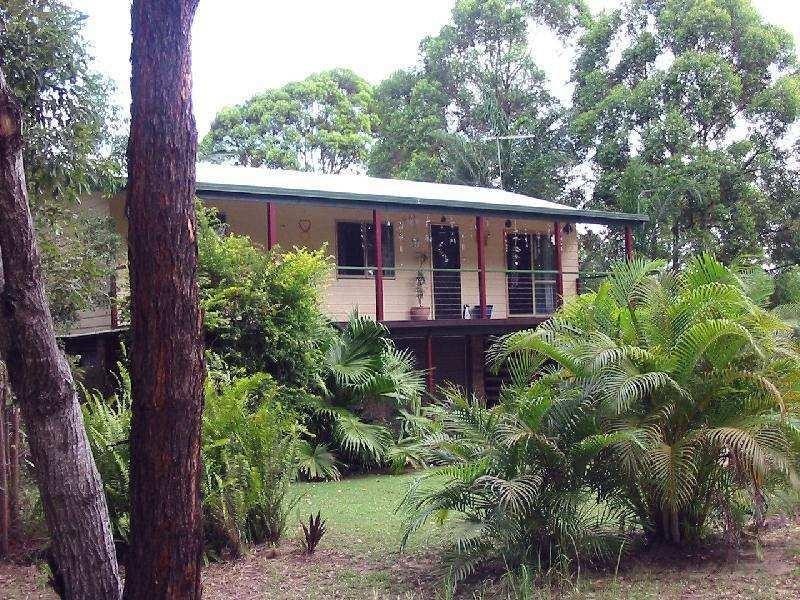 4 Orion Street, Macleay Island QLD 4184
