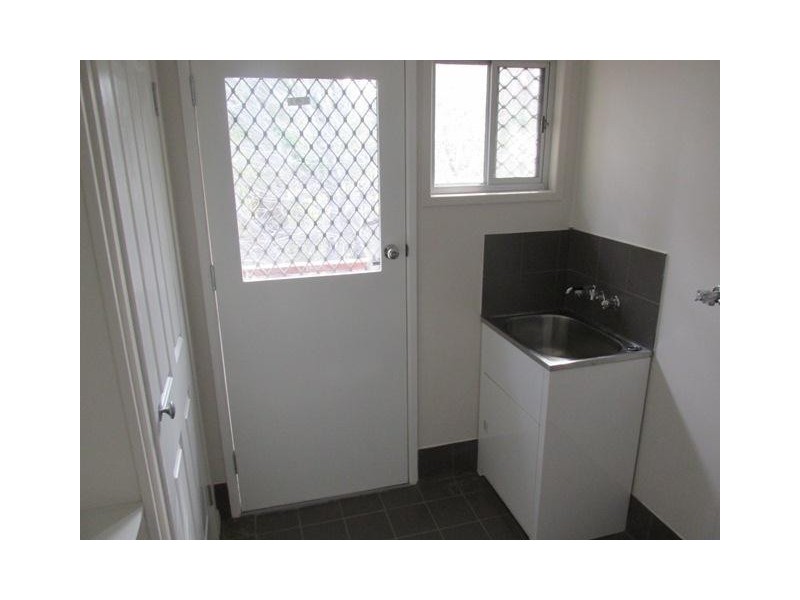 3 Deviot Street, Macleay Island QLD 4184