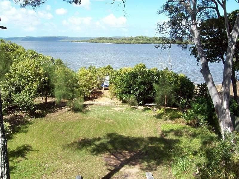 35 Jan Street, Macleay Island QLD 4184
