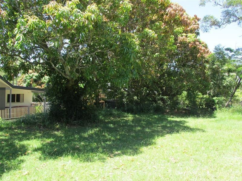 29 Scotts Road, Macleay Island QLD 4184