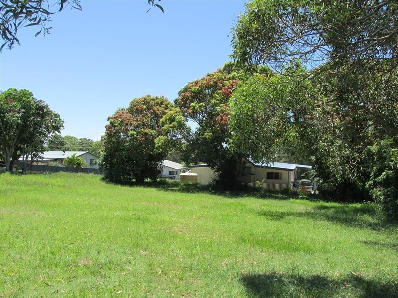 29 Scotts Road, Macleay Island QLD 4184