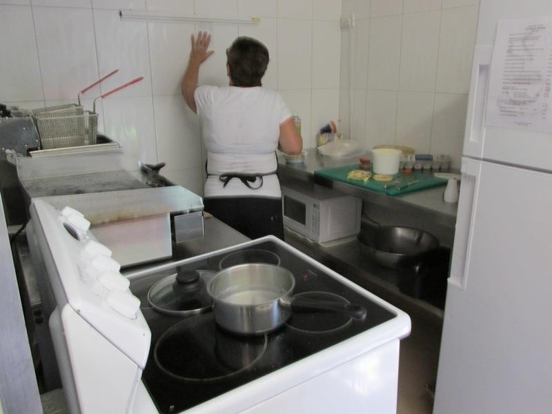 SHOP 2/EMERALD ISLE  High Central Road, Macleay Island QLD 4184