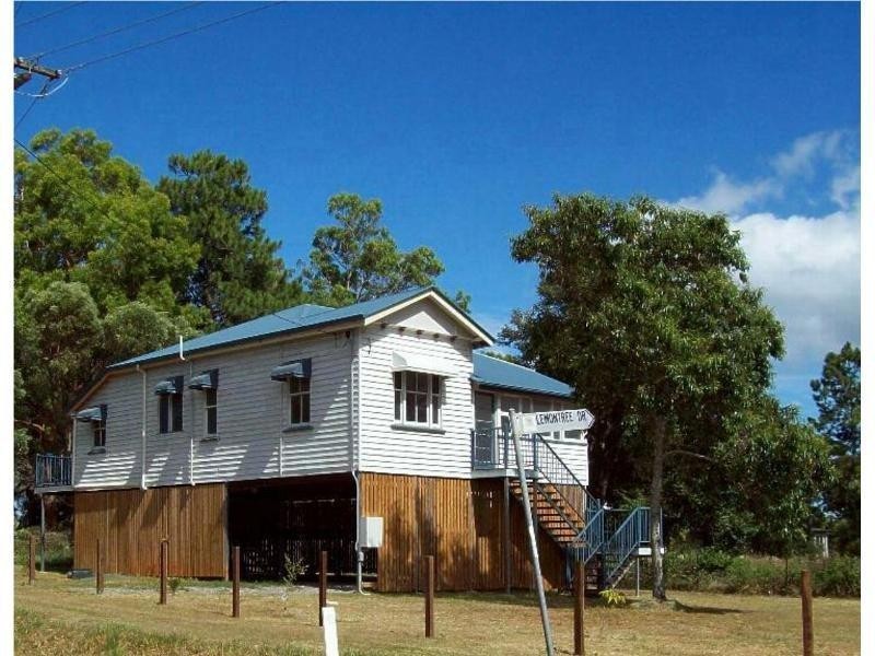 1 Lemontree Drive, Macleay Island QLD 4184