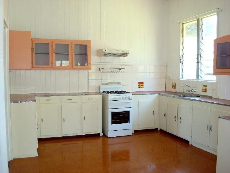 1 Lemontree Drive, Macleay Island QLD 4184