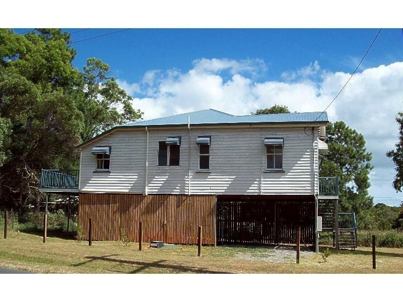 1 Lemontree Drive, Macleay Island QLD 4184