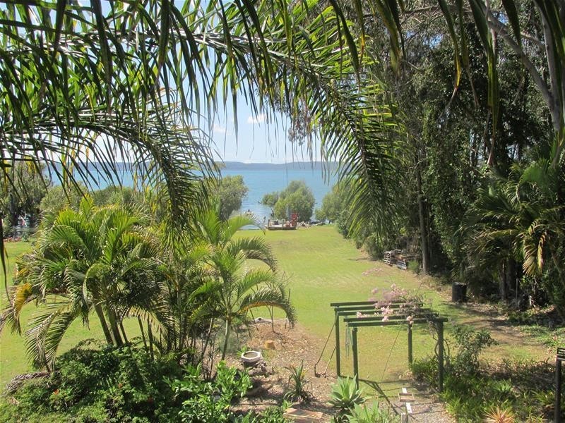 55 Beelong Street, Macleay Island QLD 4184