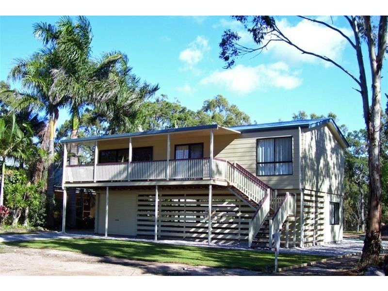13 Alkira Street, Macleay Island QLD 4184