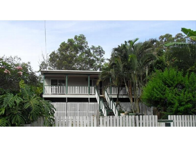 14 Alexander Street, Macleay Island QLD 4184