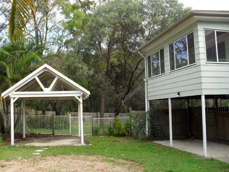 14 Alexander Street, Macleay Island QLD 4184