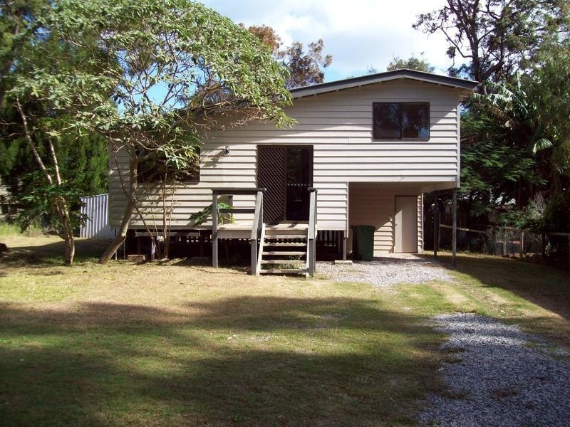 29 President Terrace, Macleay Island QLD 4184