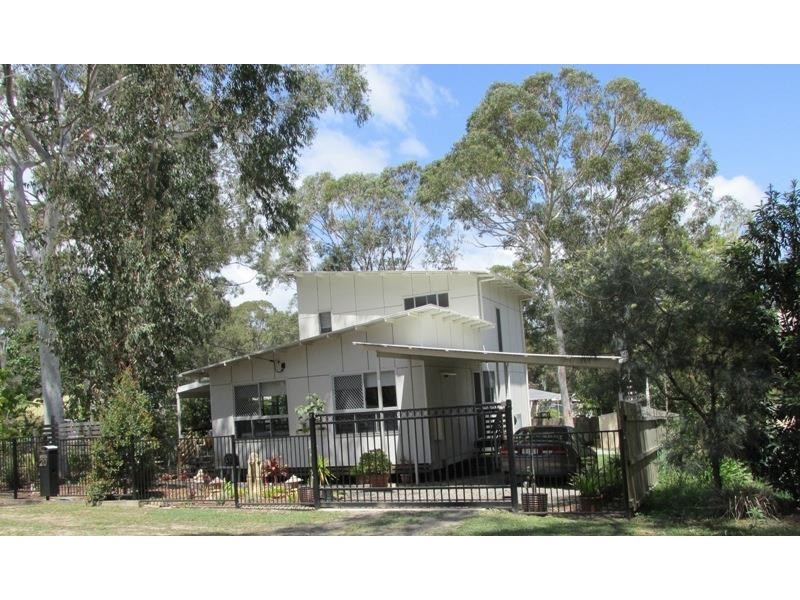 20 Tingara Street, Macleay Island QLD 4184