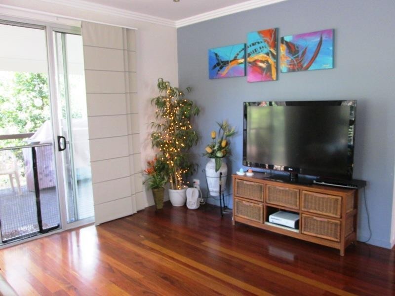 20 Tingara Street, Macleay Island QLD 4184