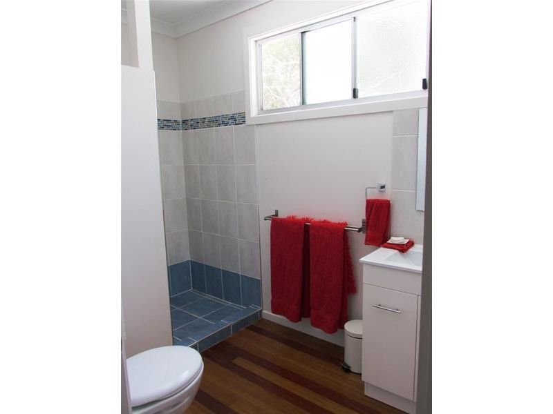 20 Tingara Street, Macleay Island QLD 4184