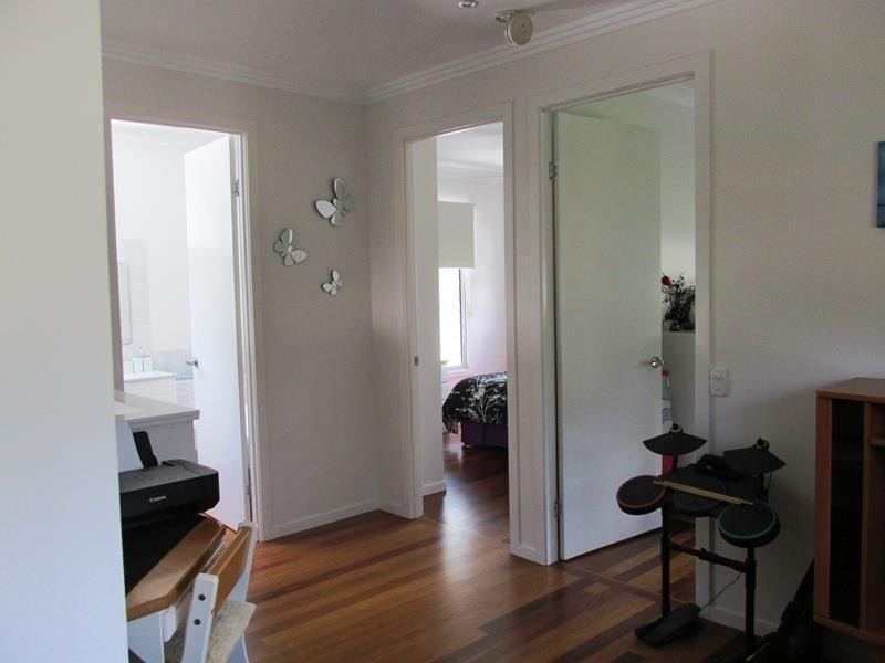 20 Tingara Street, Macleay Island QLD 4184