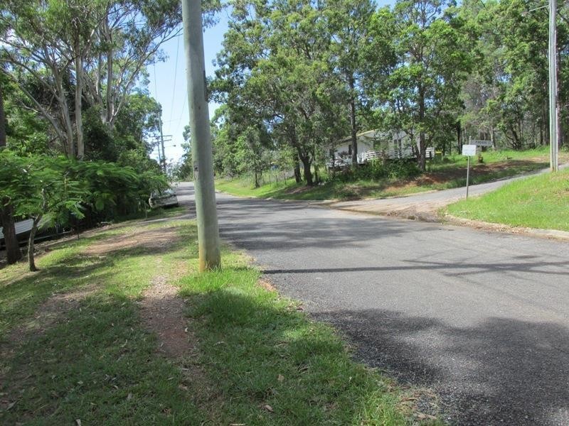 35-37 Halcyon Street, Lamb Island QLD 4184