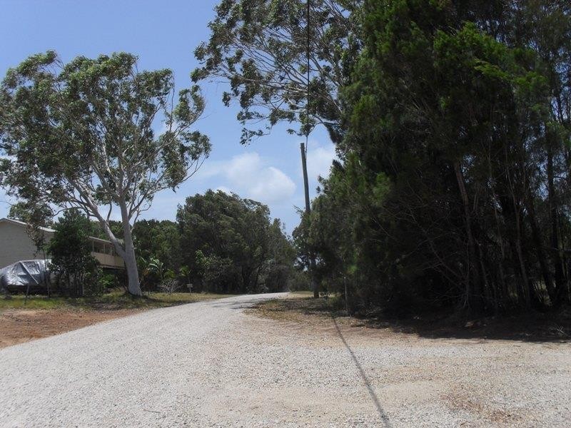 14 Matthew Street, Macleay Island QLD 4184