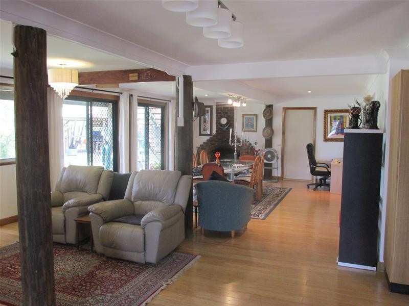 17 Orana Street, Macleay Island QLD 4184