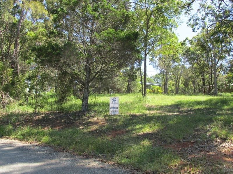 74 Beelong Street, Macleay Island QLD 4184