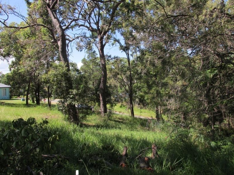 74 Beelong Street, Macleay Island QLD 4184