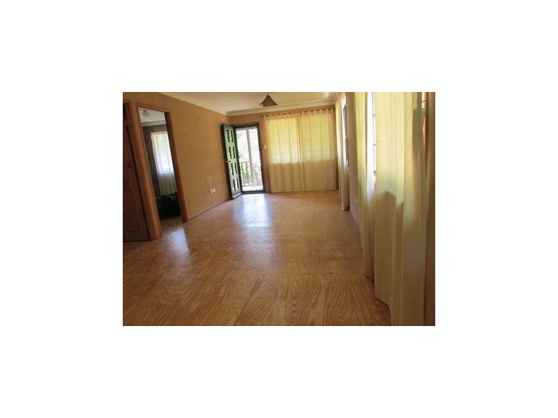 10 Arthur Street, Macleay Island QLD 4184